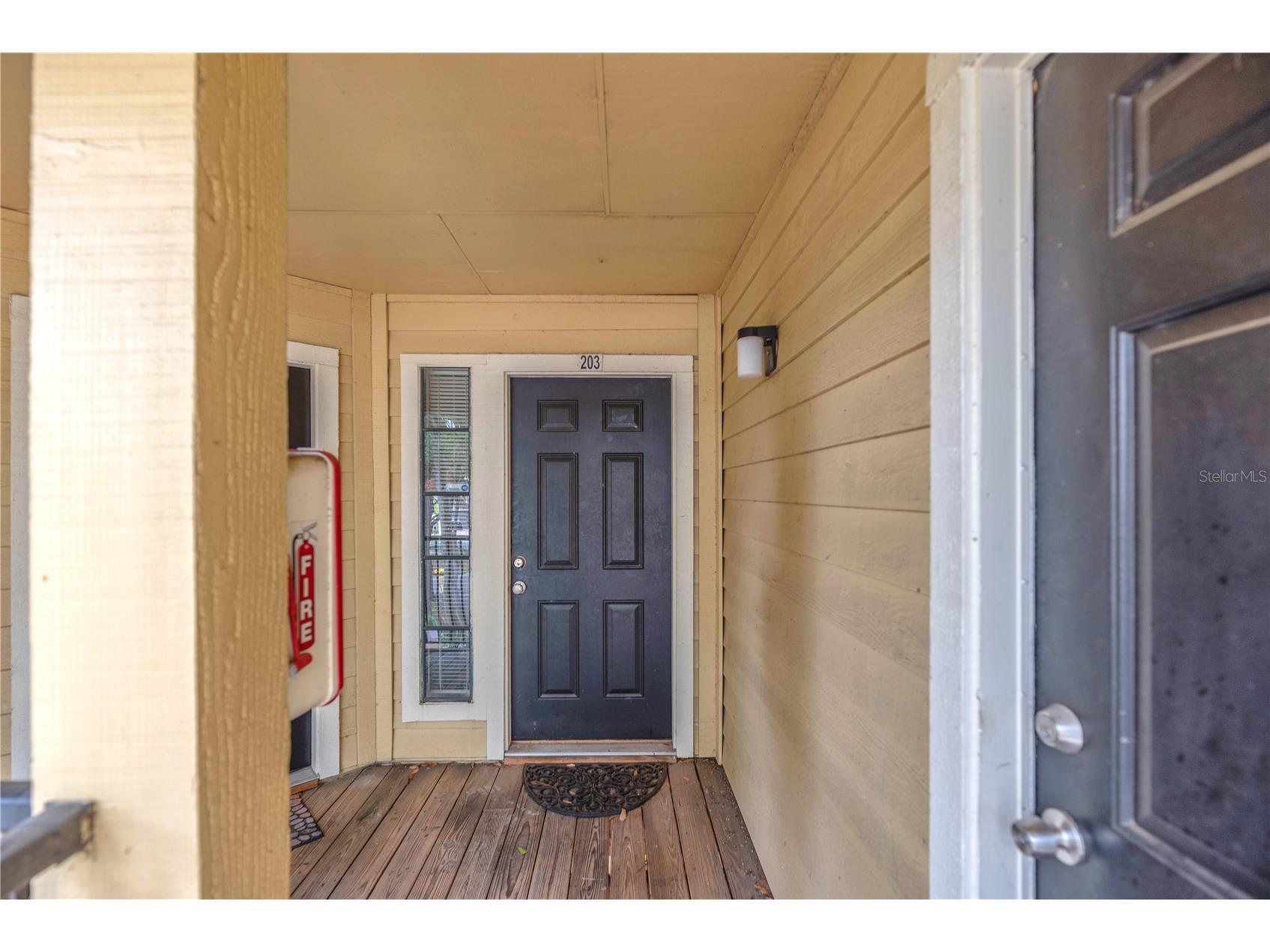 8609 Mallard Reserve Drive #203 Tampa FL 33614 TB8524573 image3