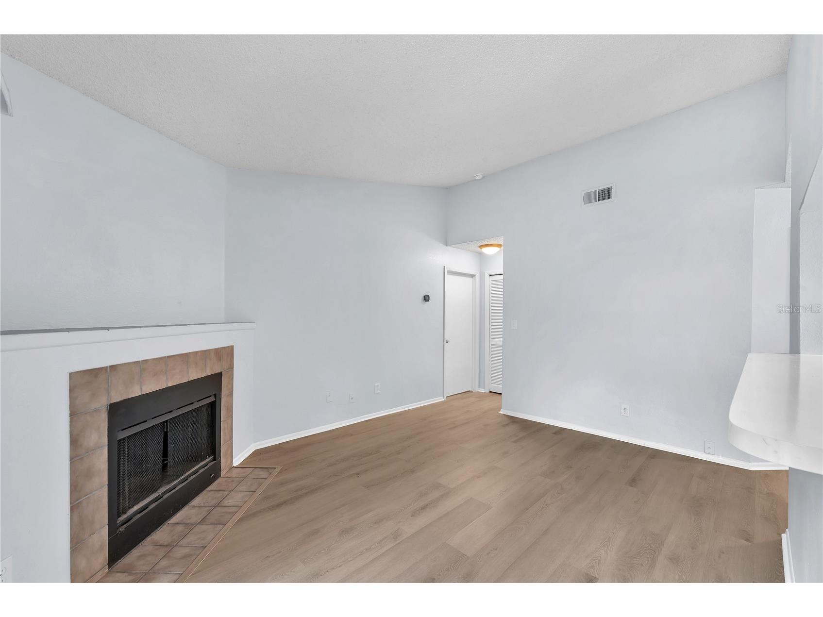 8609 Mallard Reserve Drive #203 Tampa FL 33614 TB8524573 image5