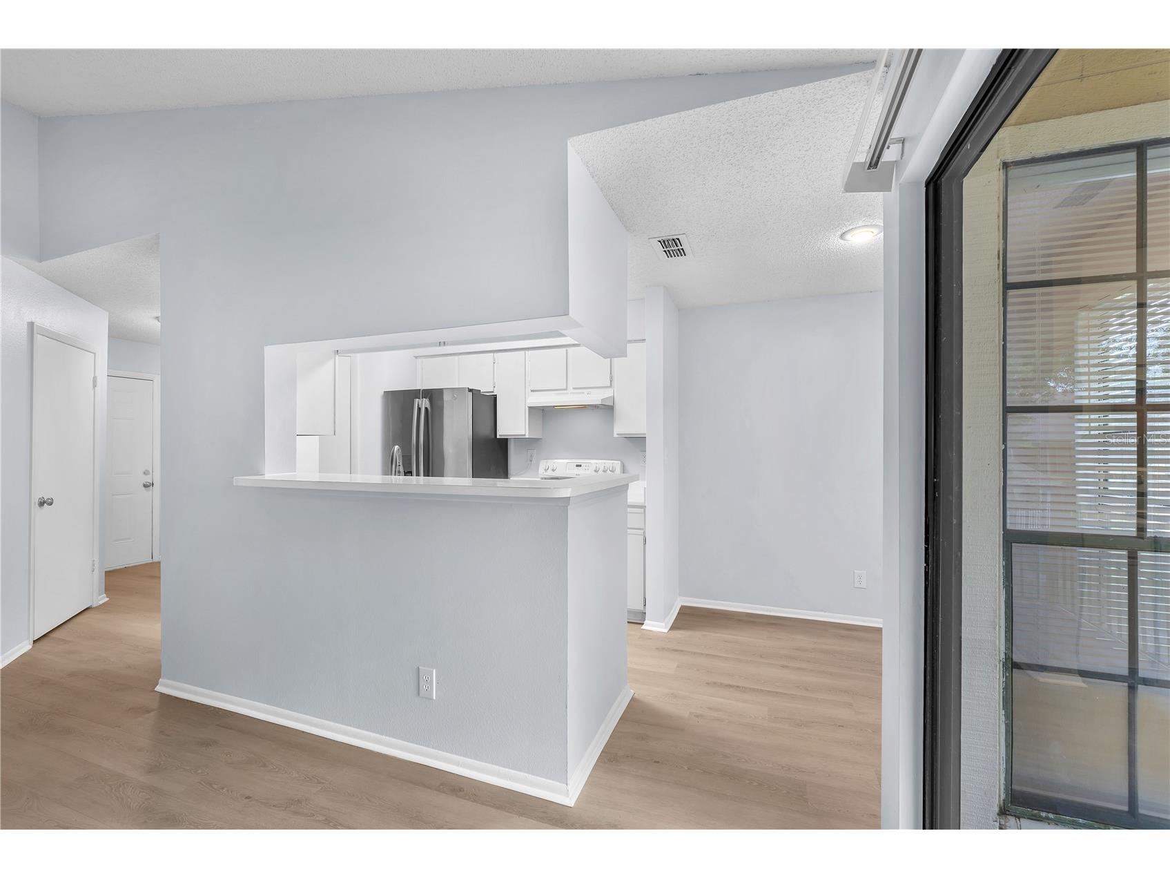 8609 Mallard Reserve Drive #203 Tampa FL 33614 TB8524573 image8
