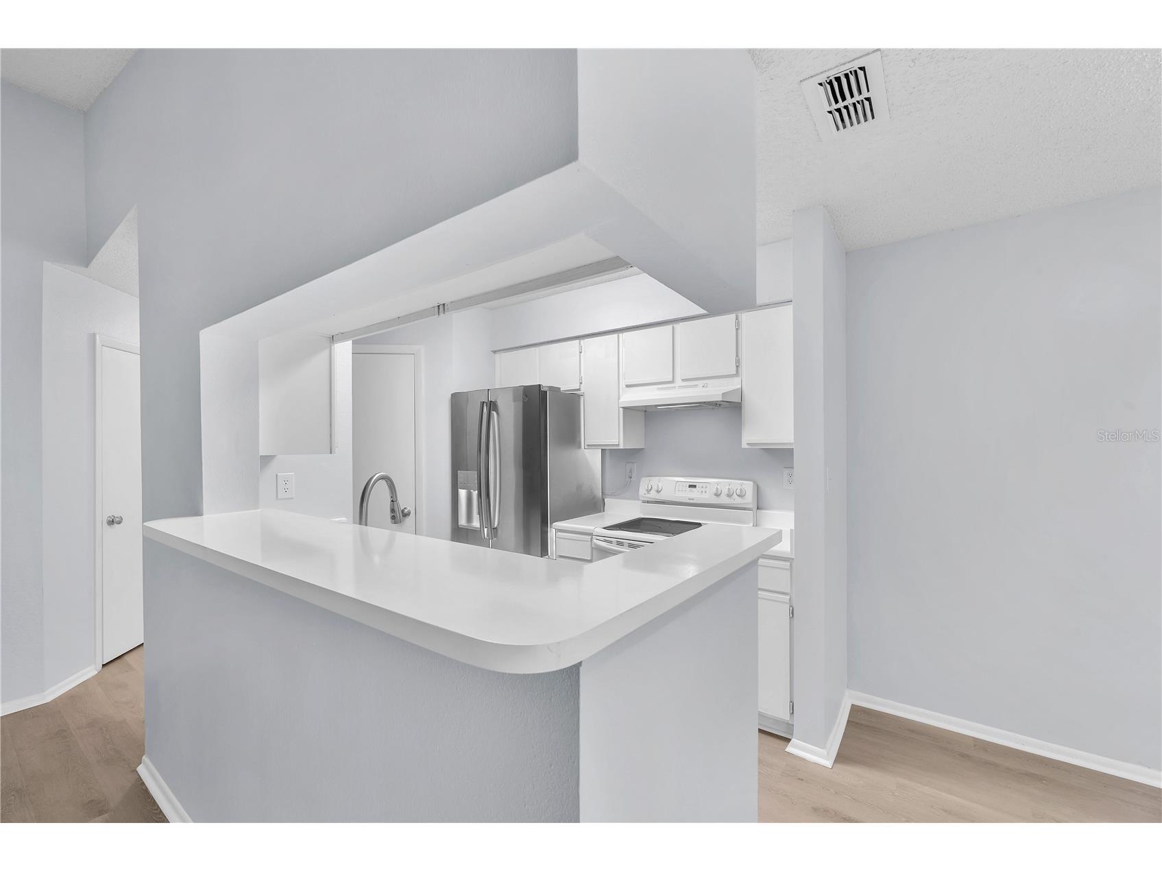 8609 Mallard Reserve Drive #203 Tampa FL 33614 TB8524573 image9