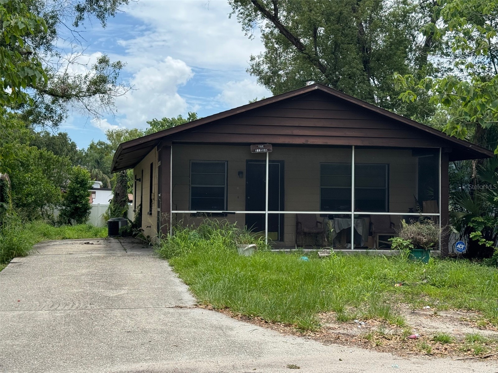 8609 N 13th Street Tampa FL 33604 TB8514657 image1