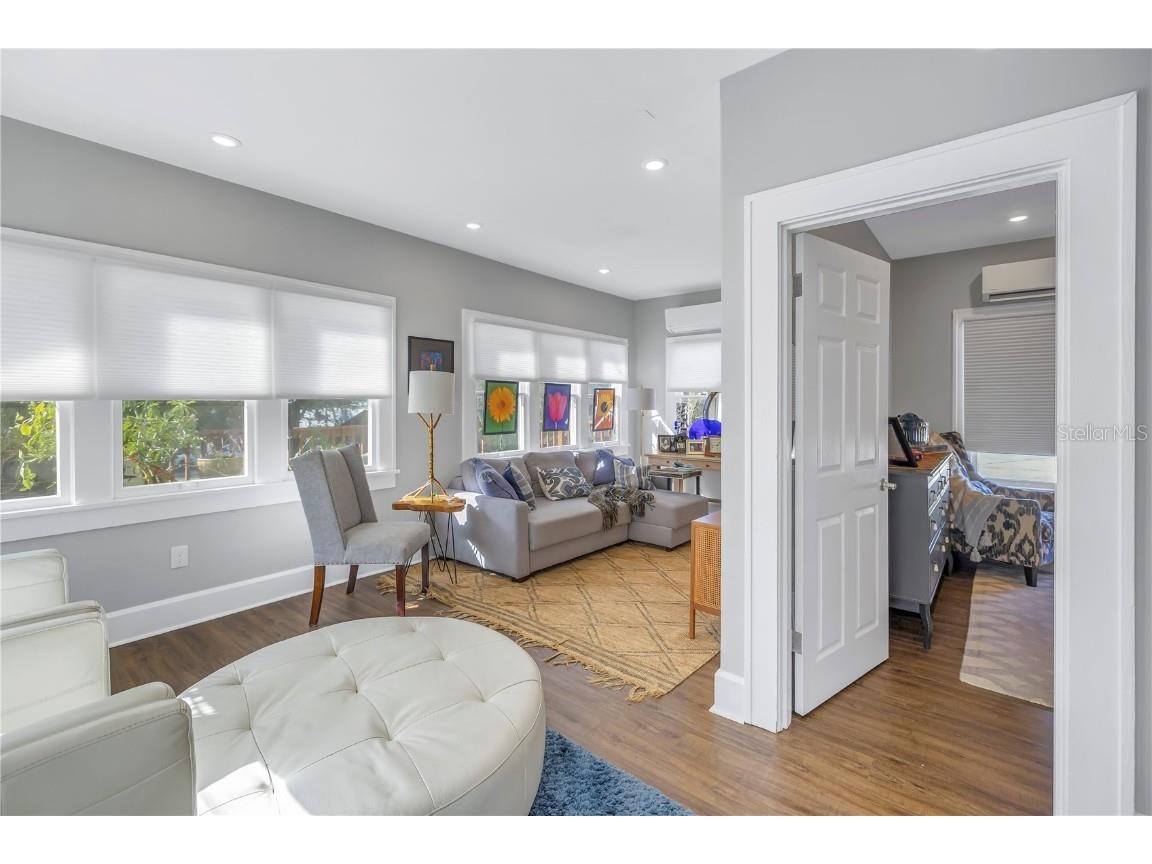 861 28th Avenue N Saint Petersburg FL 33704 TB8418832 image13