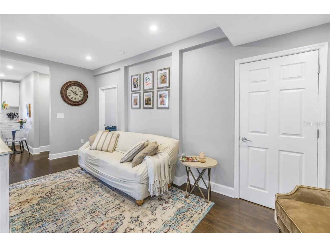 861 28th Avenue N Saint Petersburg FL 33704 TB8418832 image27