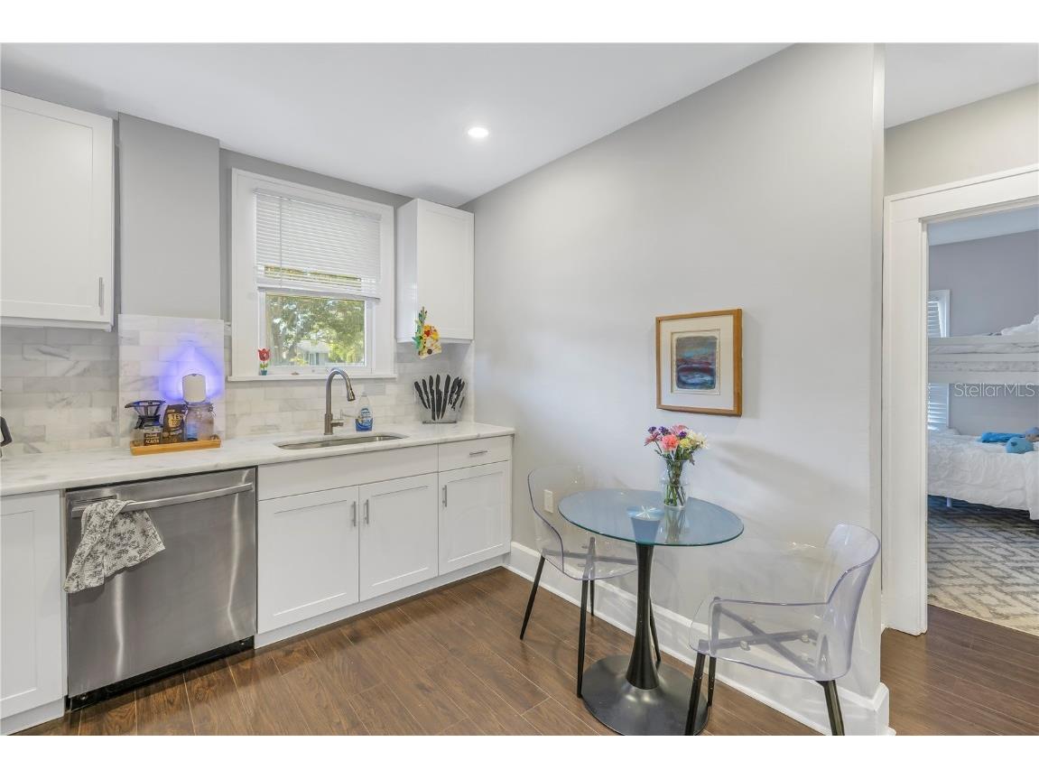 861 28th Avenue N Saint Petersburg FL 33704 TB8418832 image32