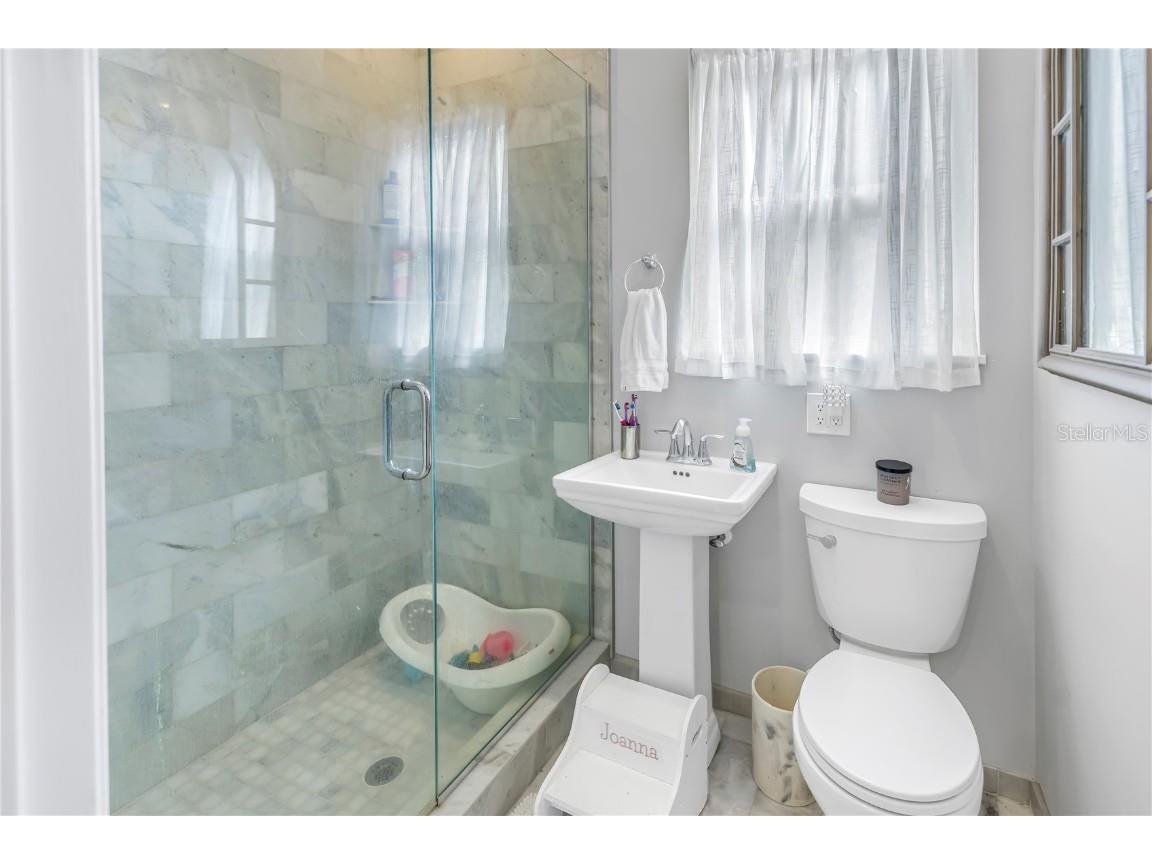 861 28th Avenue N Saint Petersburg FL 33704 TB8418832 image36