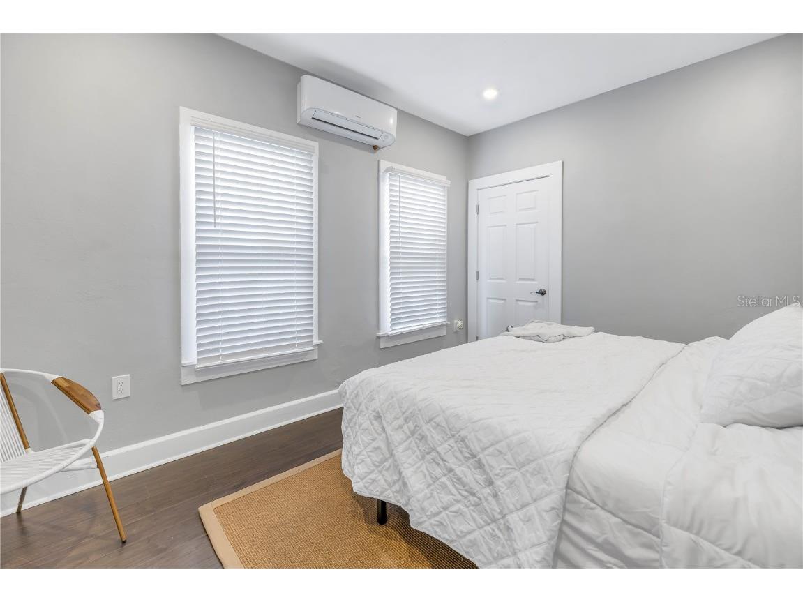 861 28th Avenue N Saint Petersburg FL 33704 TB8418832 image37