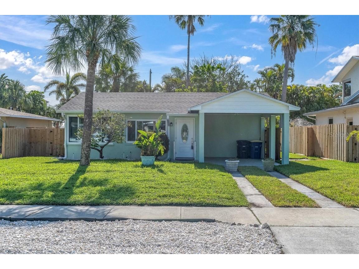 861 Bruce Avenue Clearwater Beach FL 33767 U8245383 image1