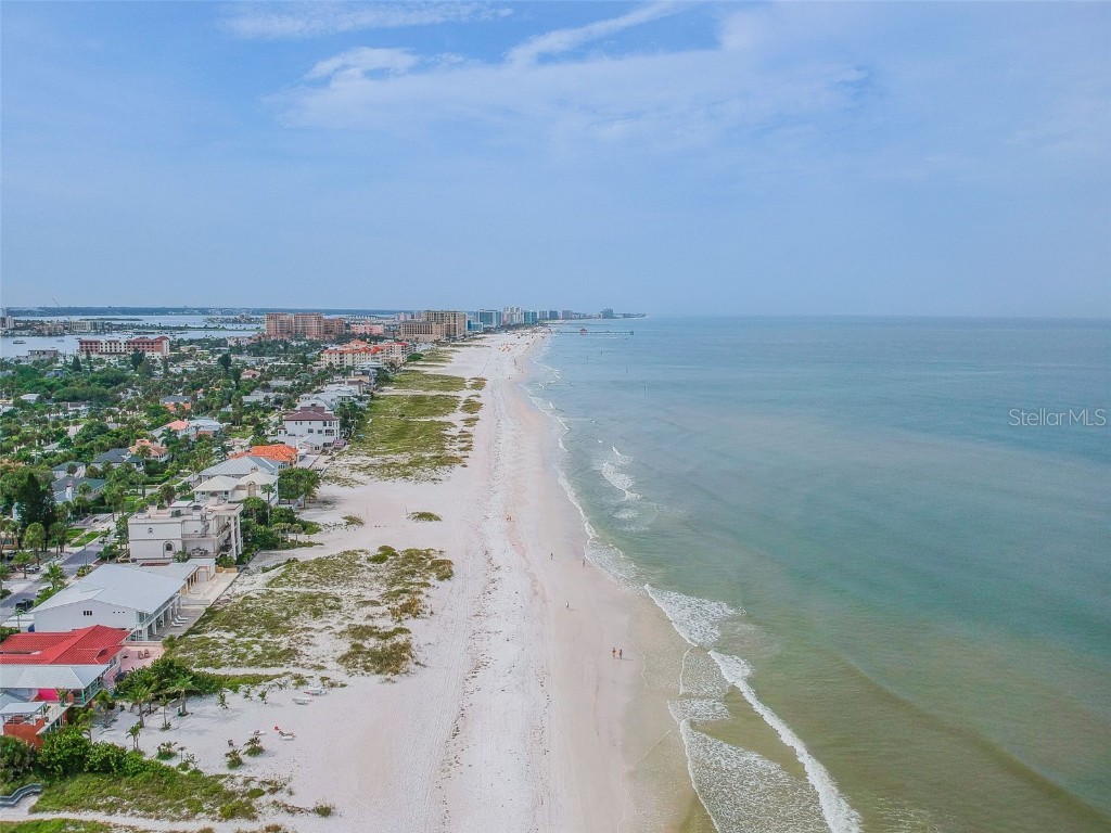 861 Mandalay Avenue Clearwater Beach FL 33767 T3454800 image1