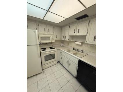 861 Maple Court #104 Dunedin FL 34698 TB8387410 image6