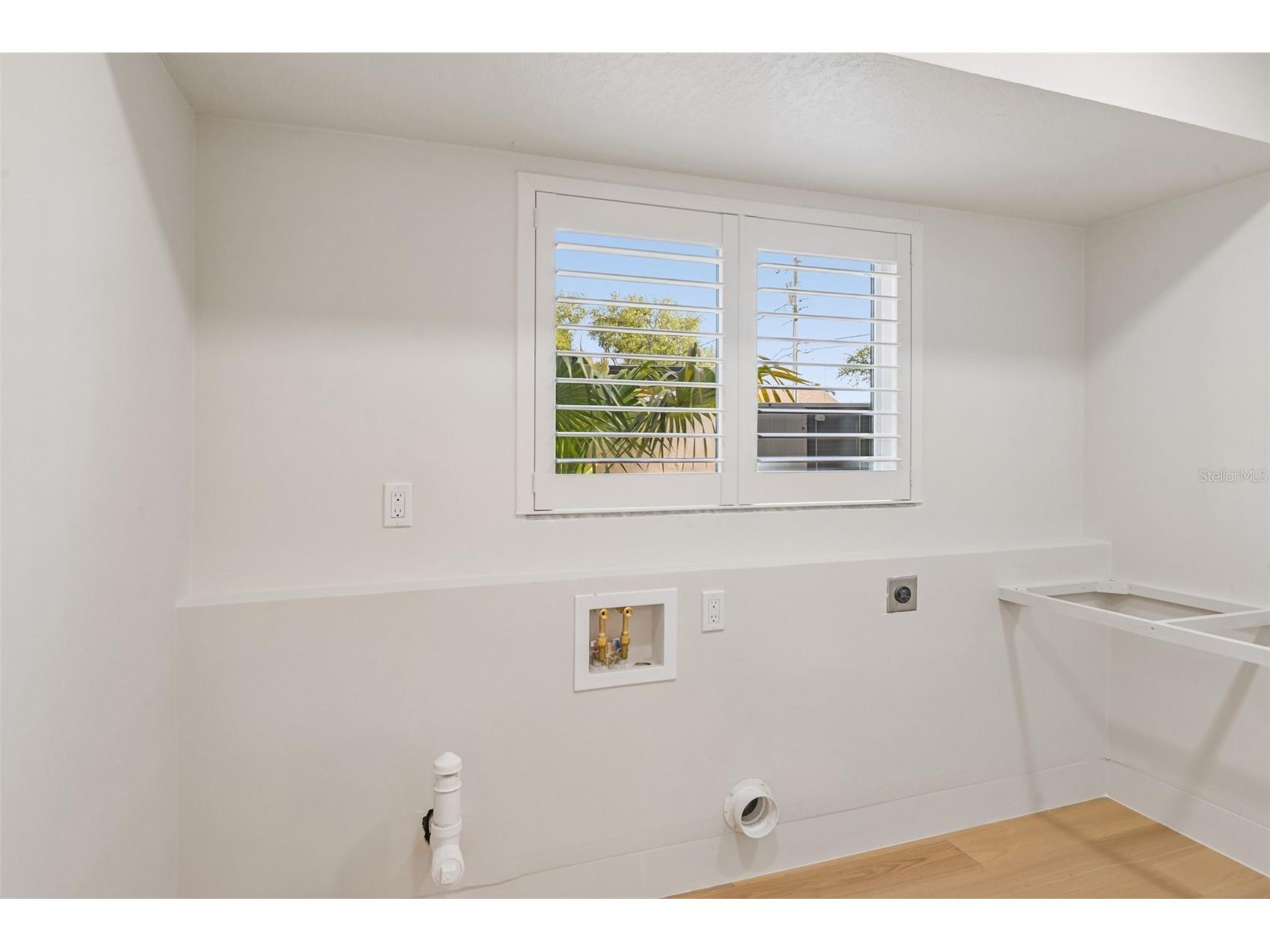 861 Rafael Boulevard NE Saint Petersburg FL 33704 TB8501667 image28