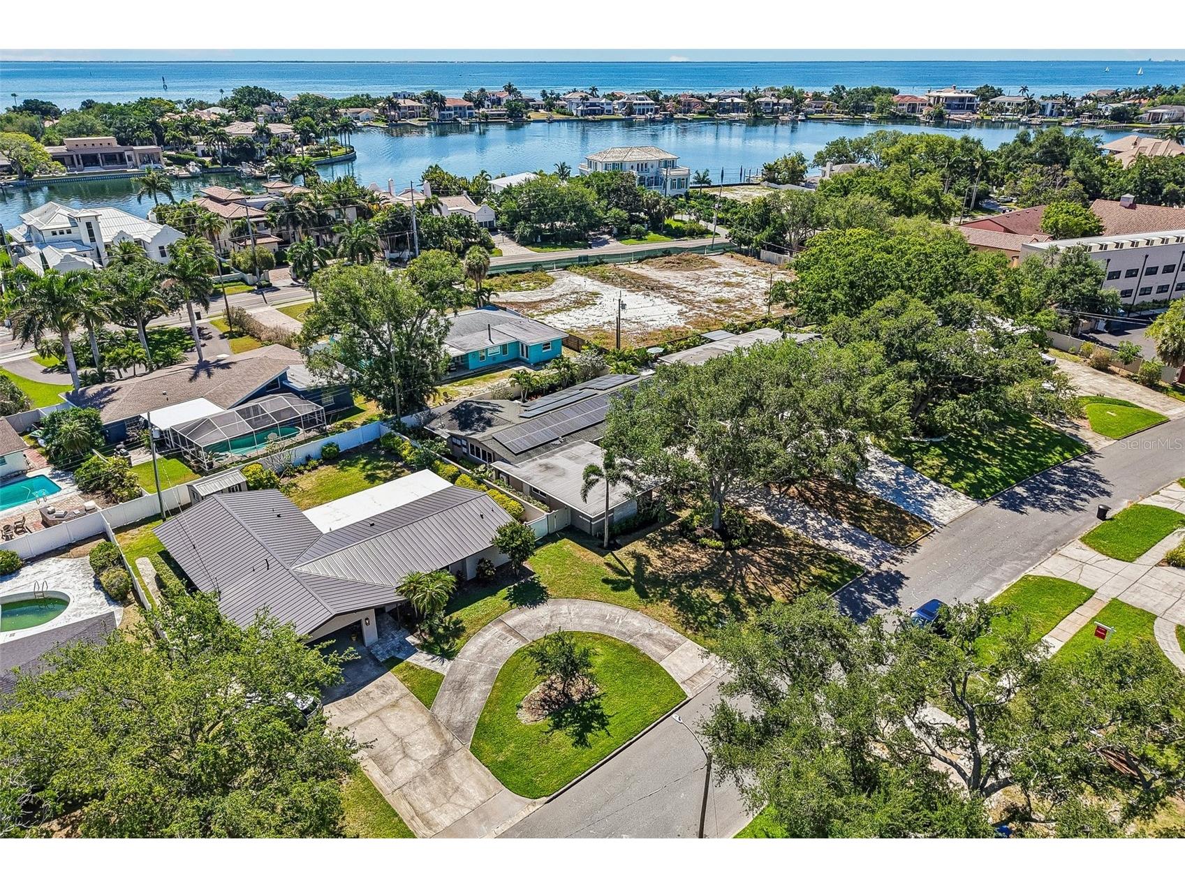 861 Rafael Boulevard NE Saint Petersburg FL 33704 TB8501667 image40