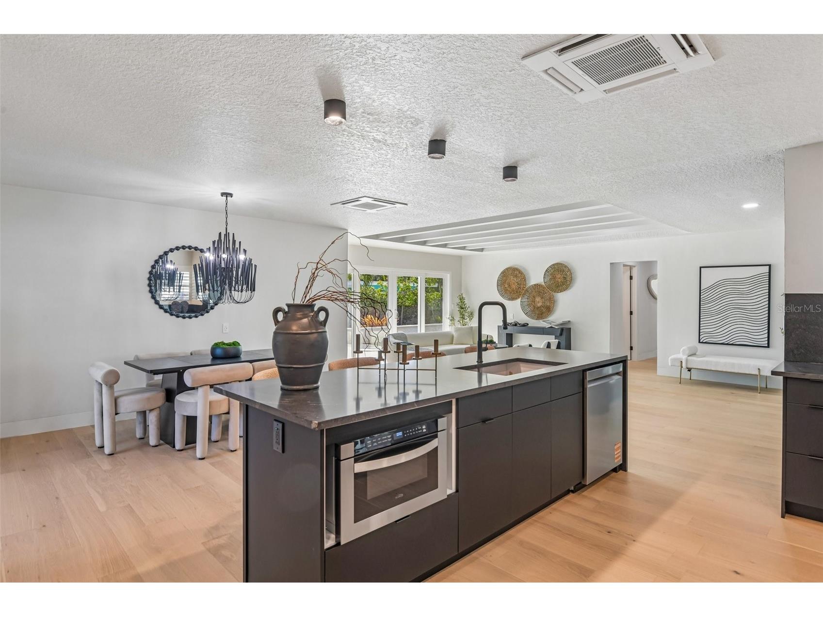 861 Rafael Boulevard NE Saint Petersburg FL 33704 TB8501667 image7