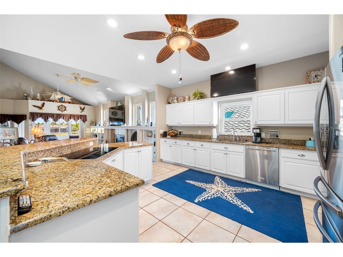 861 Symphony Isles Boulevard Apollo Beach FL 33572 - TAMPA BAY TB8407943 image17