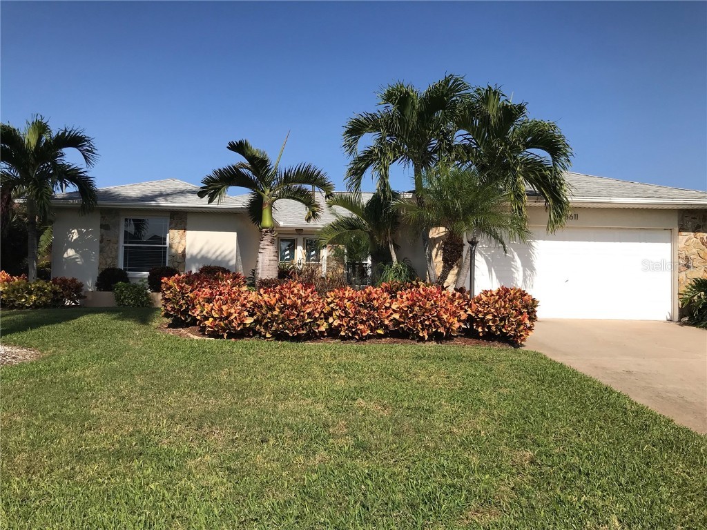 8611 51st Avenue W Bradenton FL 34210 A4594560 image1