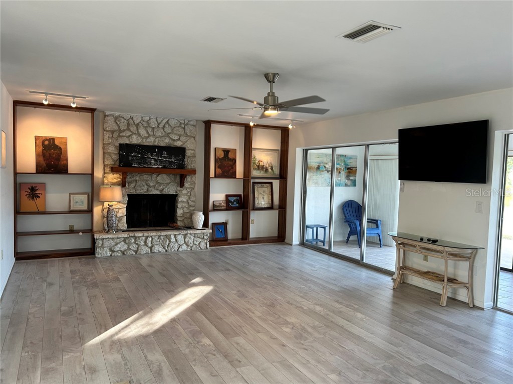 8611 51st Avenue W Bradenton FL 34210 A4674420 image11