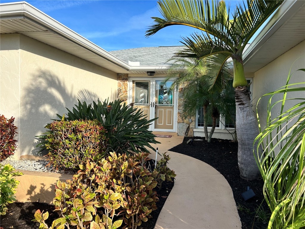 8611 51st Avenue W Bradenton FL 34210 A4674420 image7