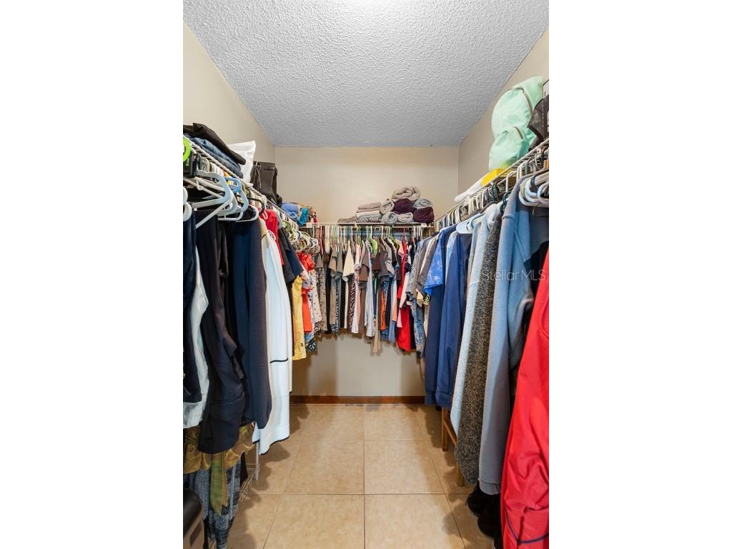 8611 Park Highland Drive Orlando FL 32818 O6366815 image38