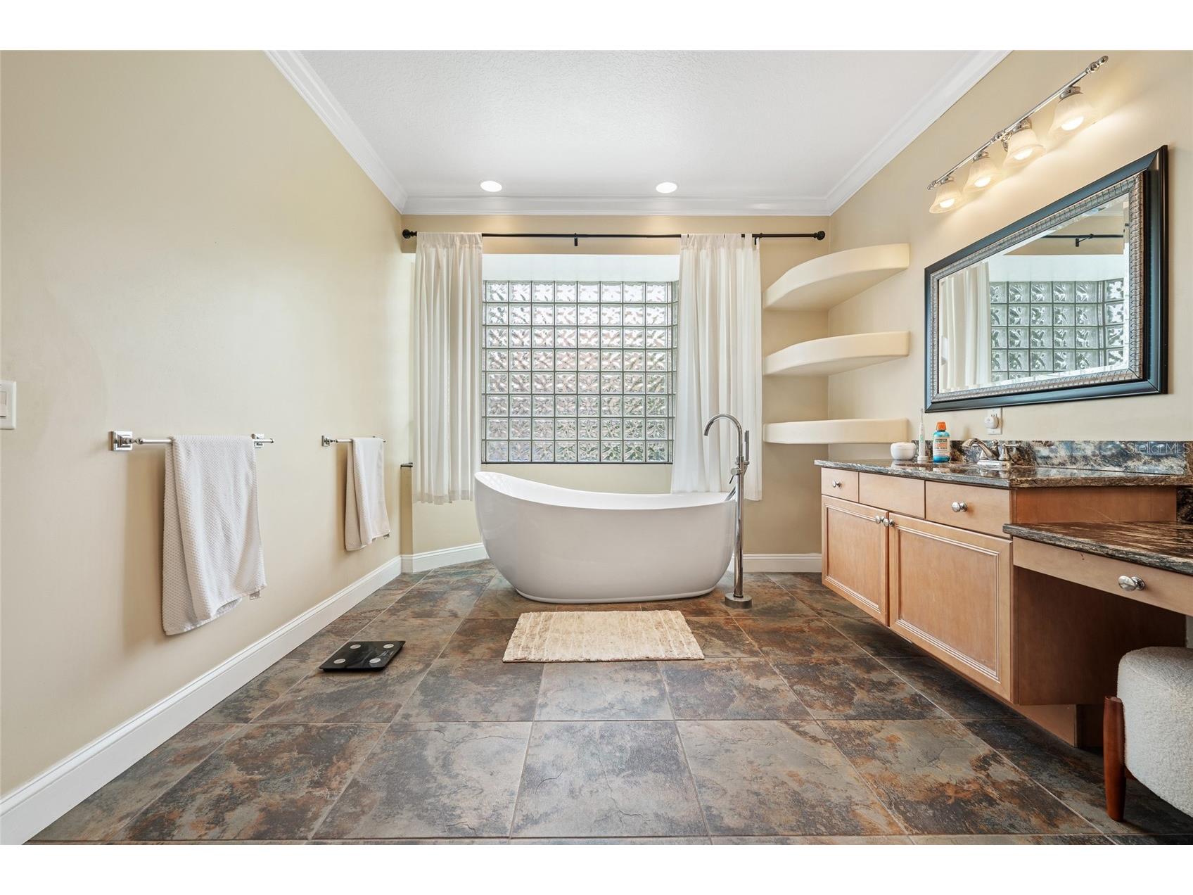 8612 Oldbridge Lane Orlando FL 32819 O6414949 image18