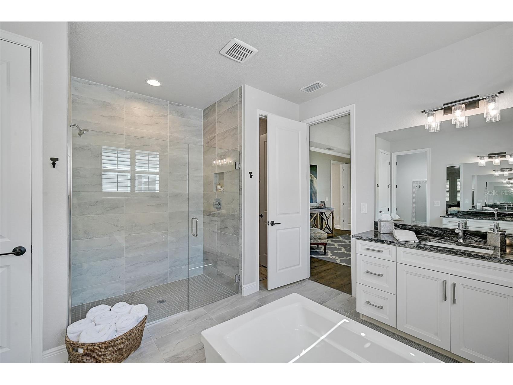 8612 Sundance Loop Sarasota FL 34238 A4679053 image24