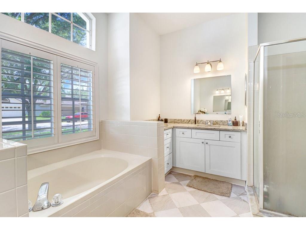 8612 Swann Ridge Ct Tampa FL 33647 TB8528424 image14