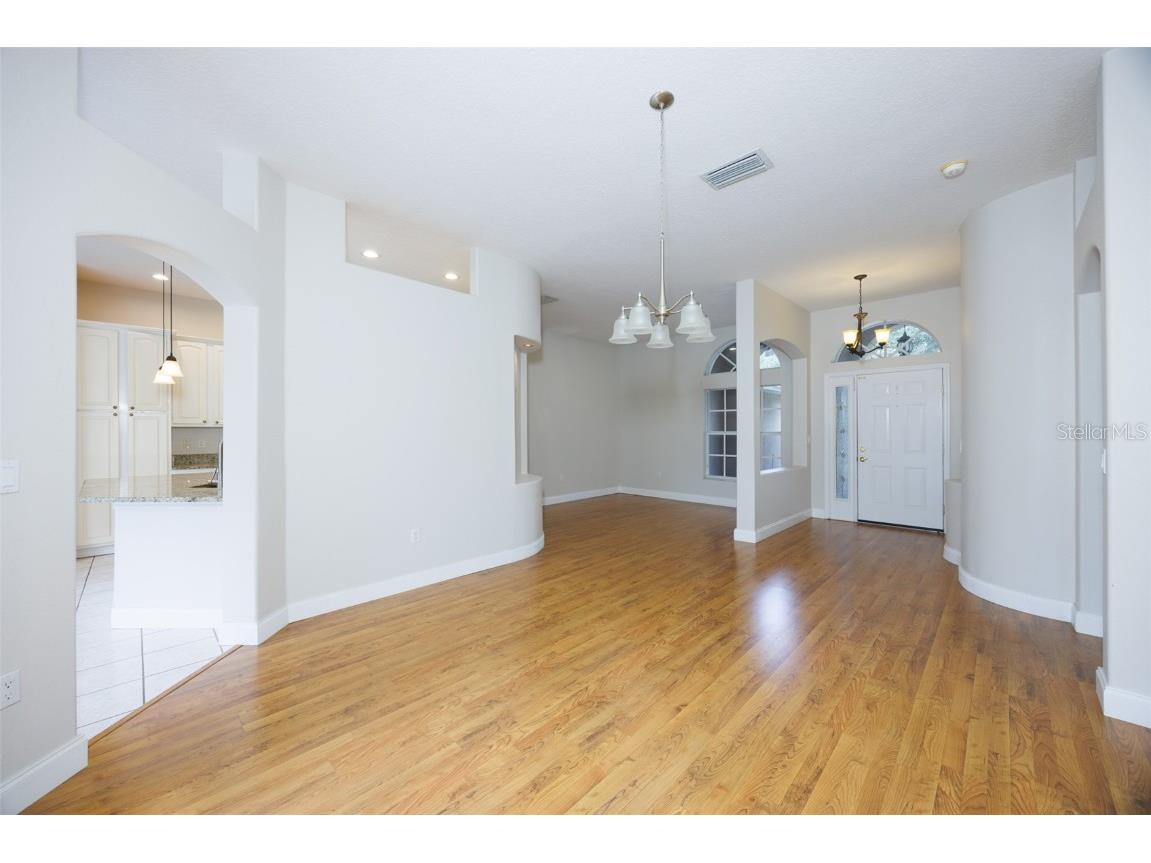 8613 Herons Cove Place Tampa FL 33647 TB8410546 image17