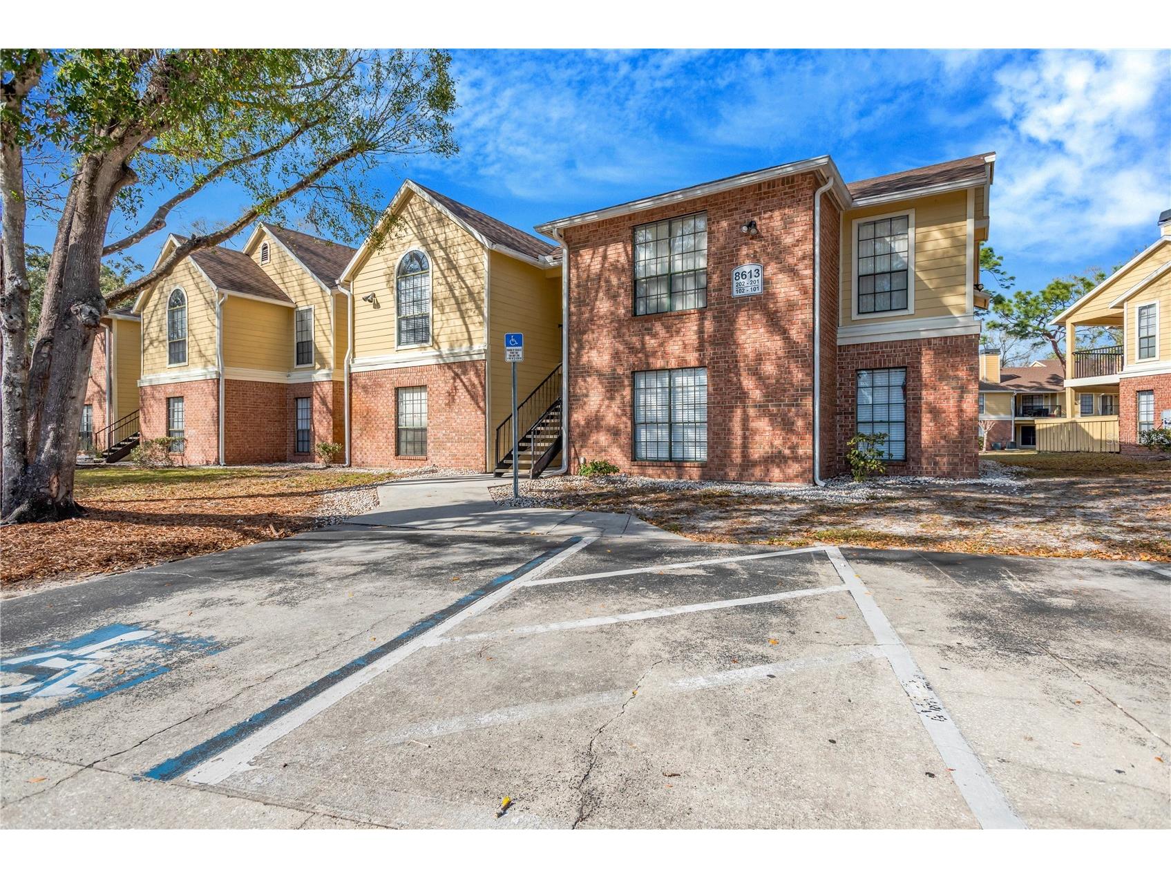 8613 Mallard Reserve Drive #102 Tampa FL 33614 O6389002 image1