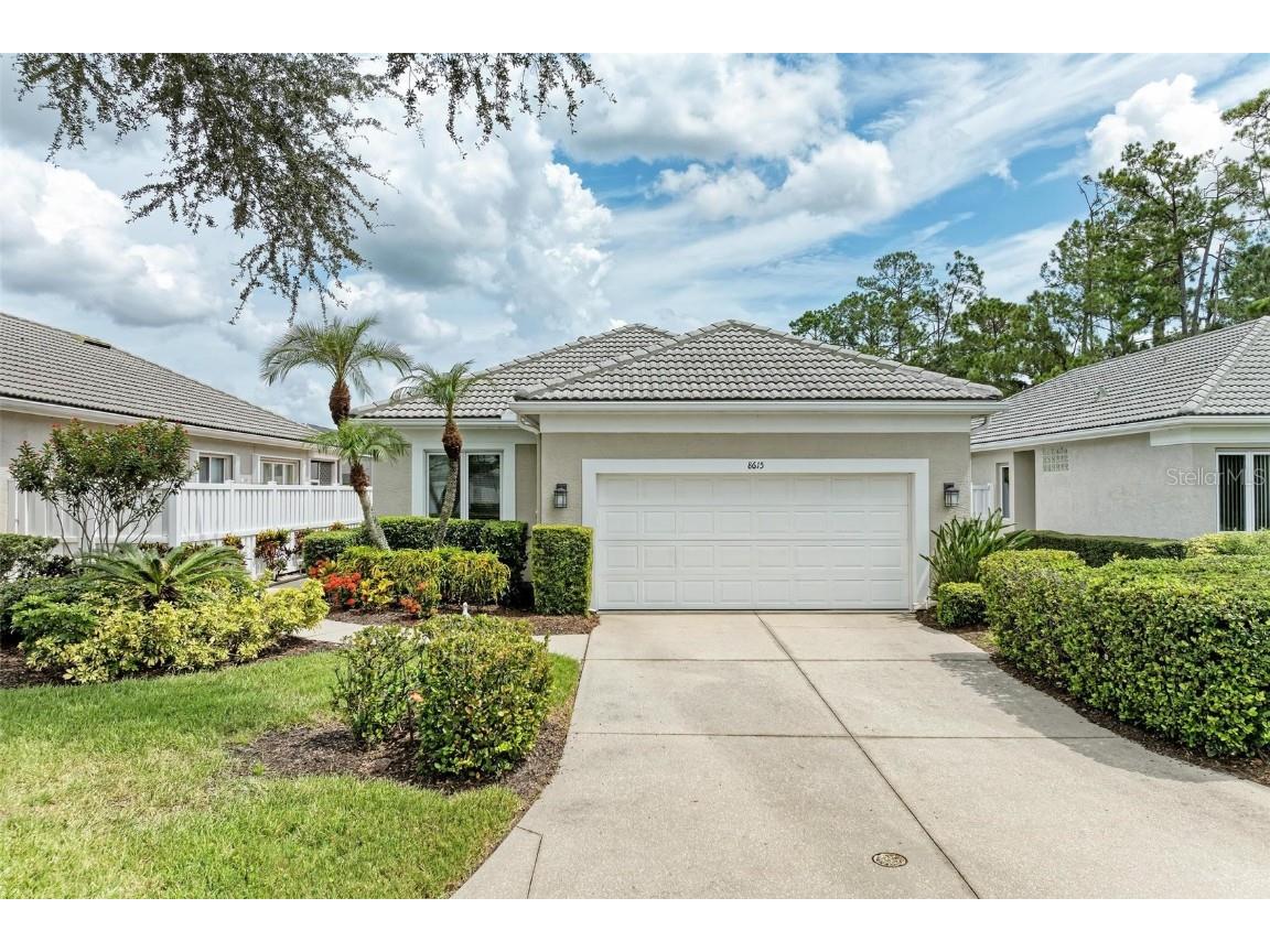 8615 53rd Place E Bradenton FL 34211 A4618584 image1