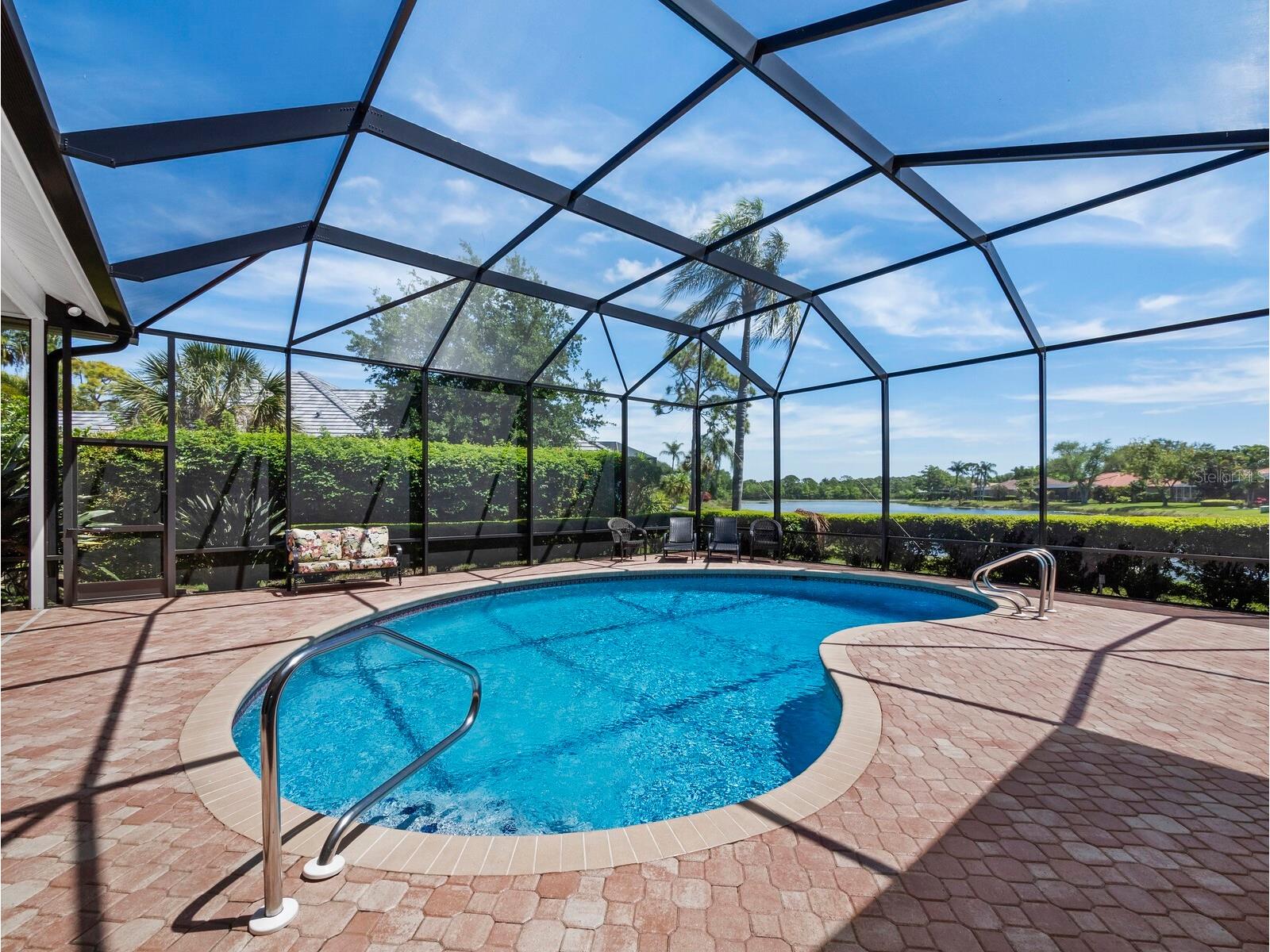 8615 Woodbriar Drive Sarasota FL 34238 A4690117 image17