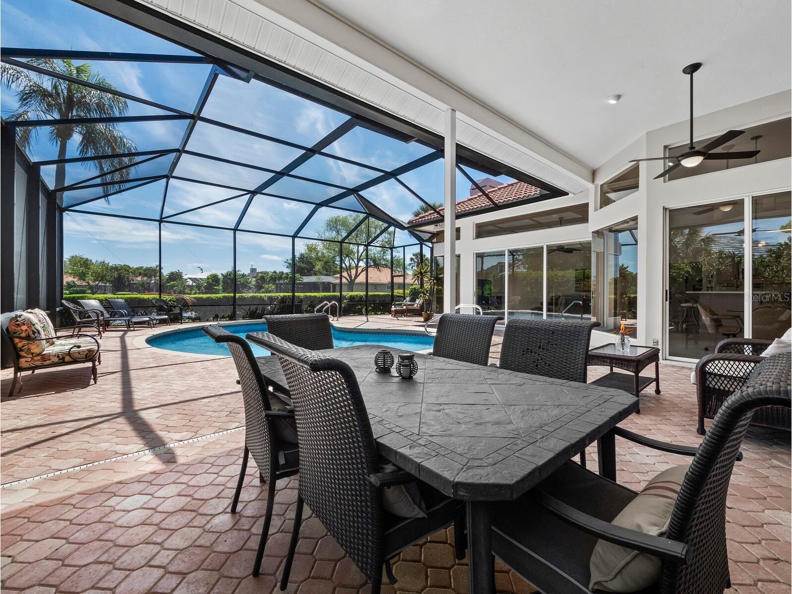 8615 Woodbriar Drive Sarasota FL 34238 A4690117 image18