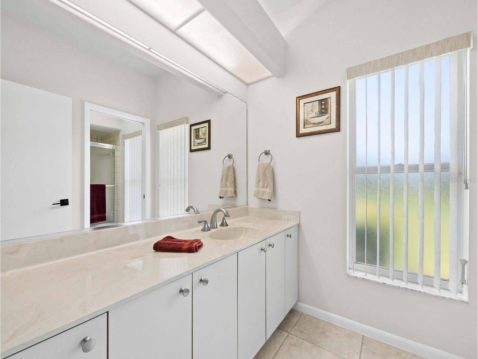 8615 Woodbriar Drive Sarasota FL 34238 A4690117 image40