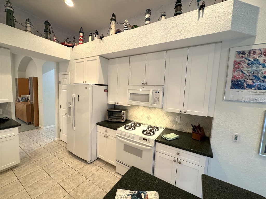 8616 15th Avenue NW Bradenton FL 34209 A4655917 image16