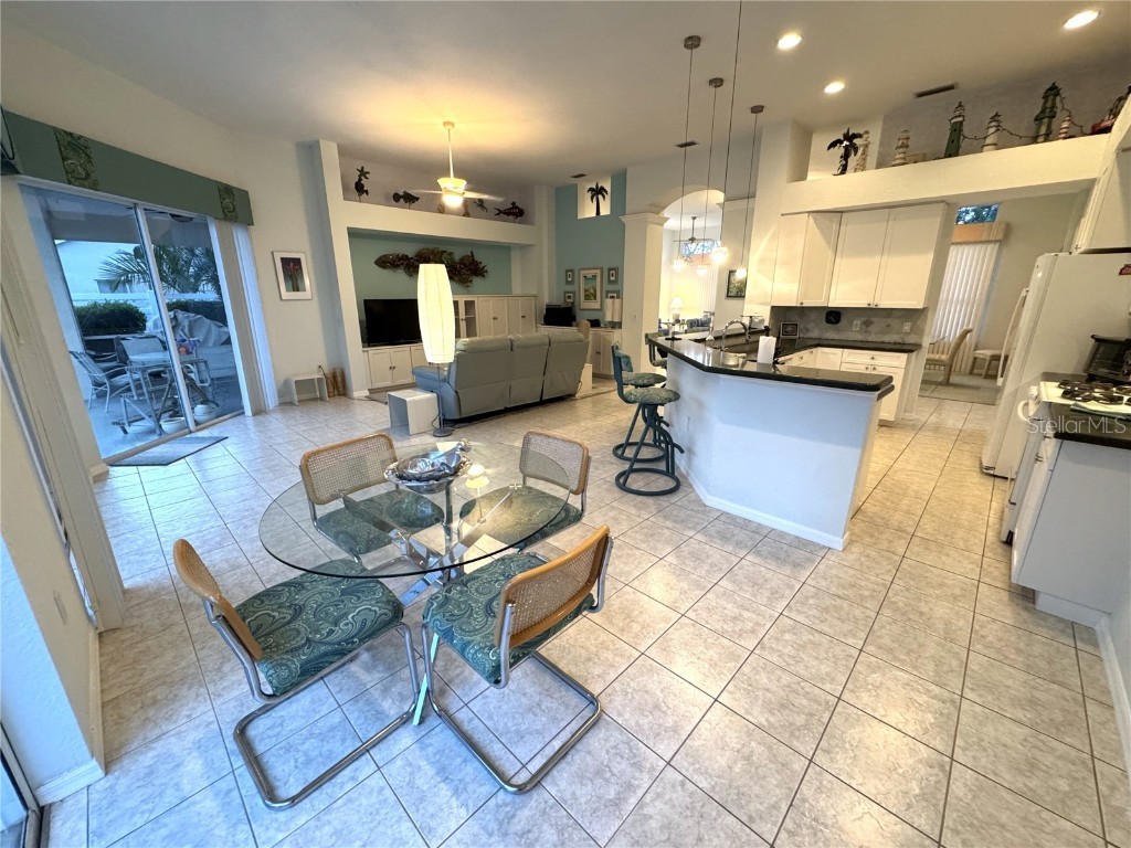 8616 15th Avenue NW Bradenton FL 34209 A4655917 image20