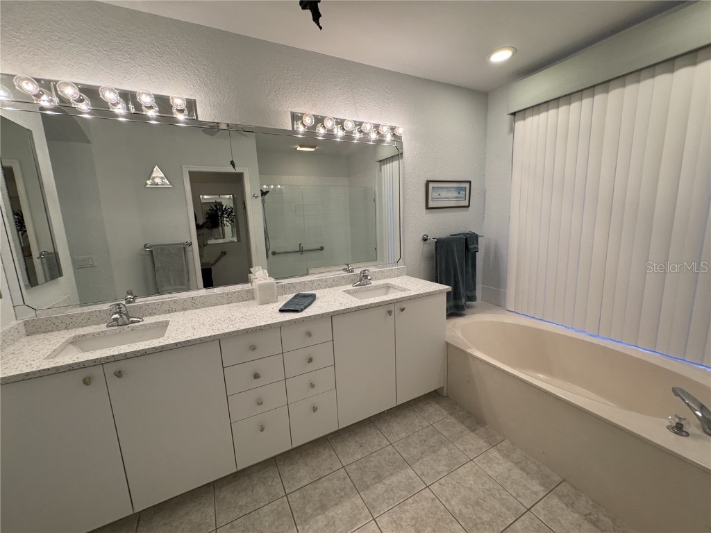 8616 15th Avenue NW Bradenton FL 34209 A4655917 image27