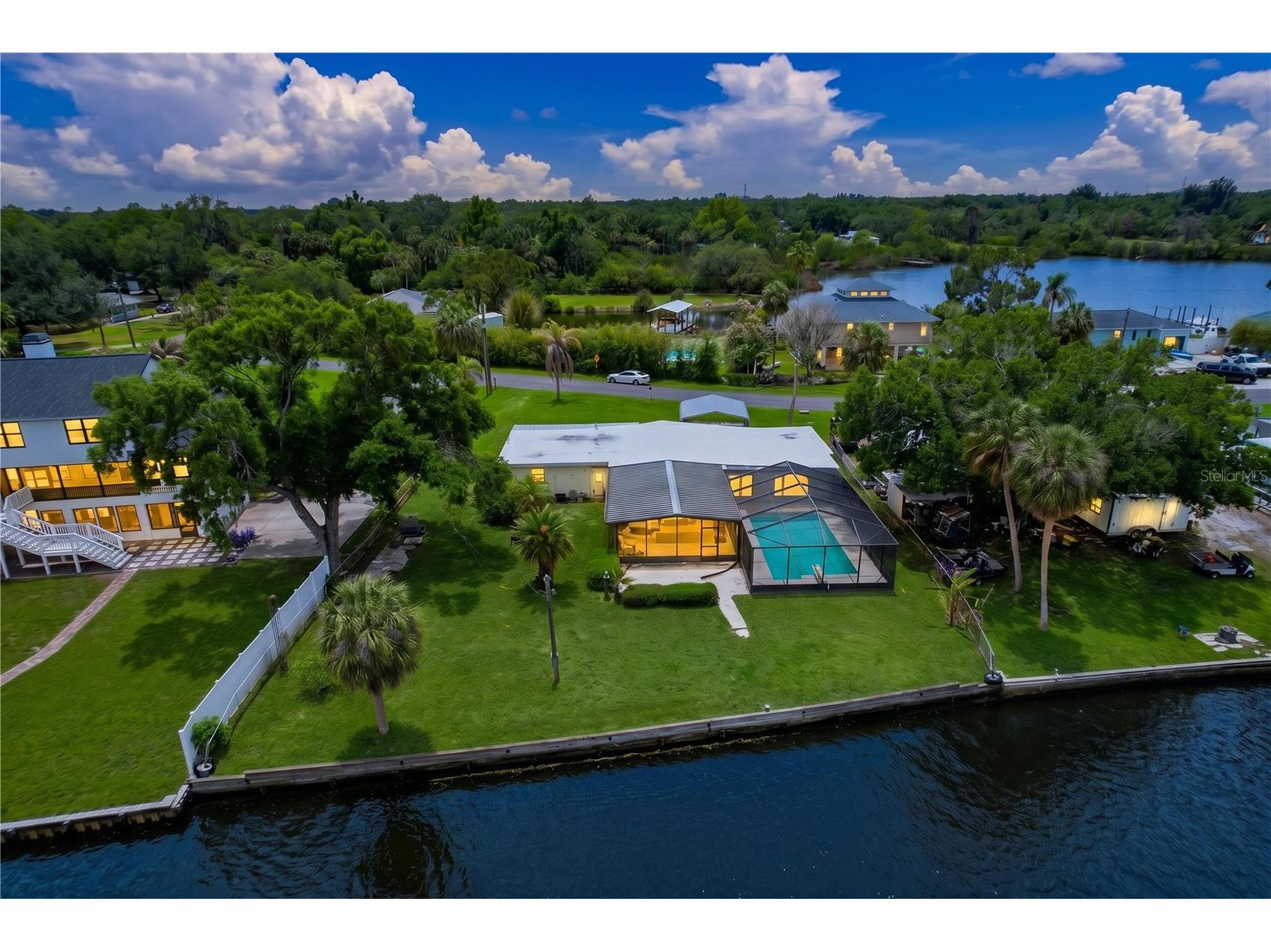 8616 Magnolia Street Gibsonton FL 33534 - ALAFIA RIVER TB8518980 image1