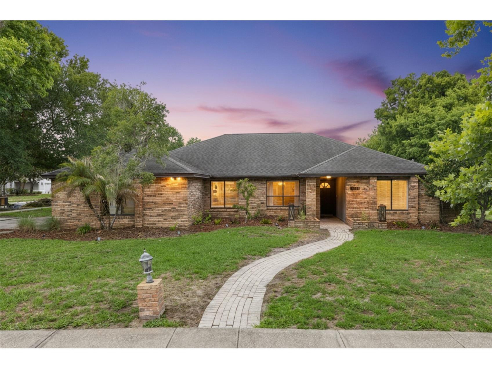 8617 Amber Oak Court Orlando FL 32817 O6411412 image1