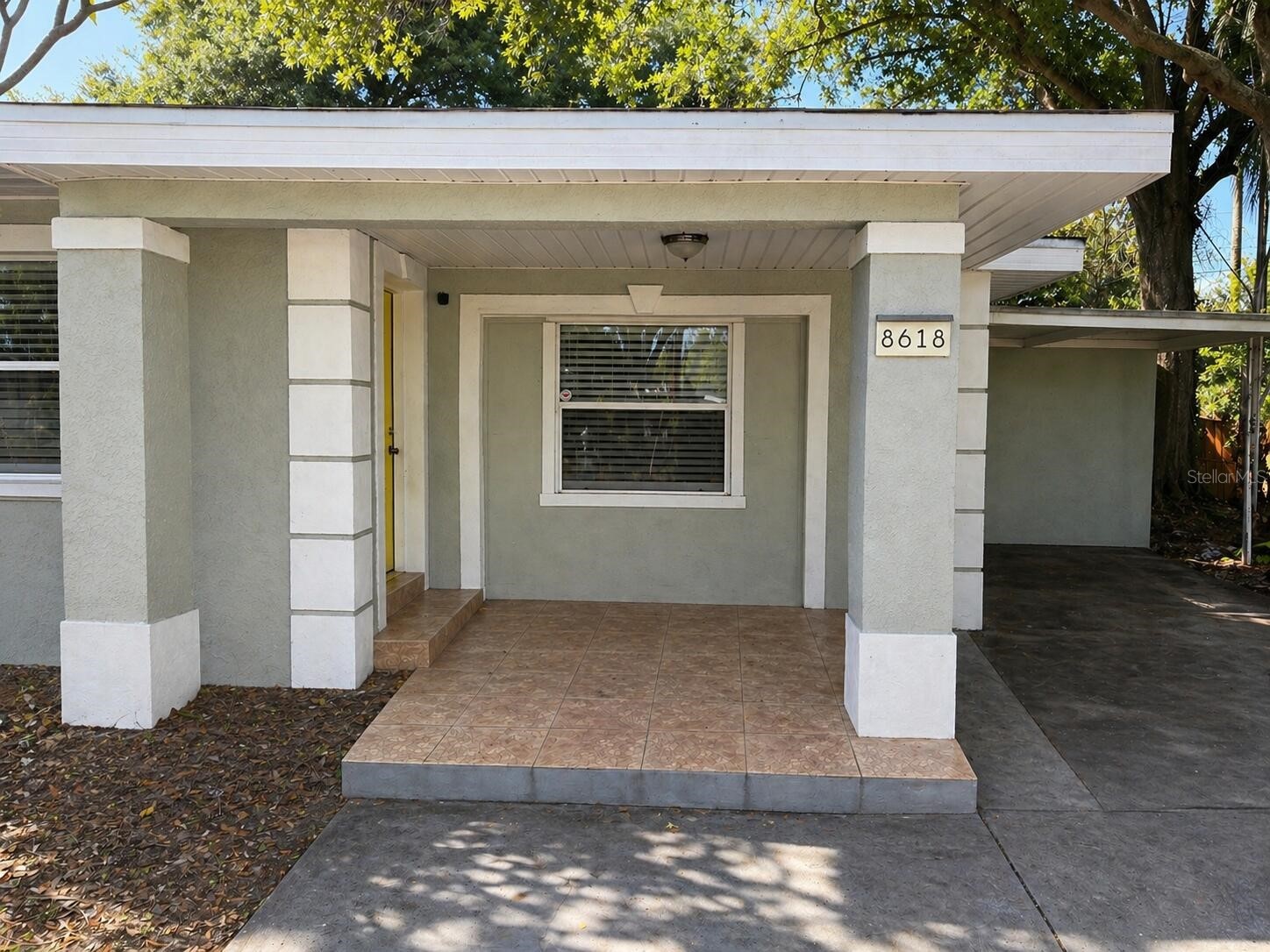 8618 Grandview Drive Tampa FL 33617 O6407119 image2