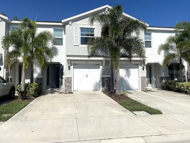 8618 Palmer Park Circle Sarasota FL 34238 TB8488434 image1