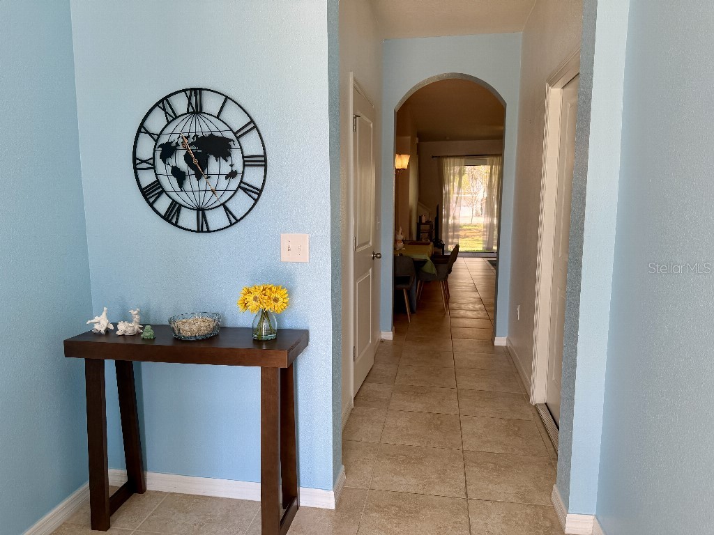 8618 Palmer Park Circle Sarasota FL 34238 TB8488434 image2