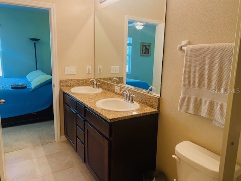 8618 Palmer Park Circle Sarasota FL 34238 TB8488434 image8