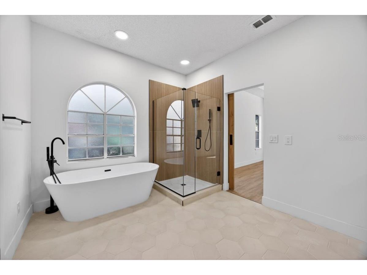 8618 Valley Ridge Court Orlando FL 32818 A4678971 image10