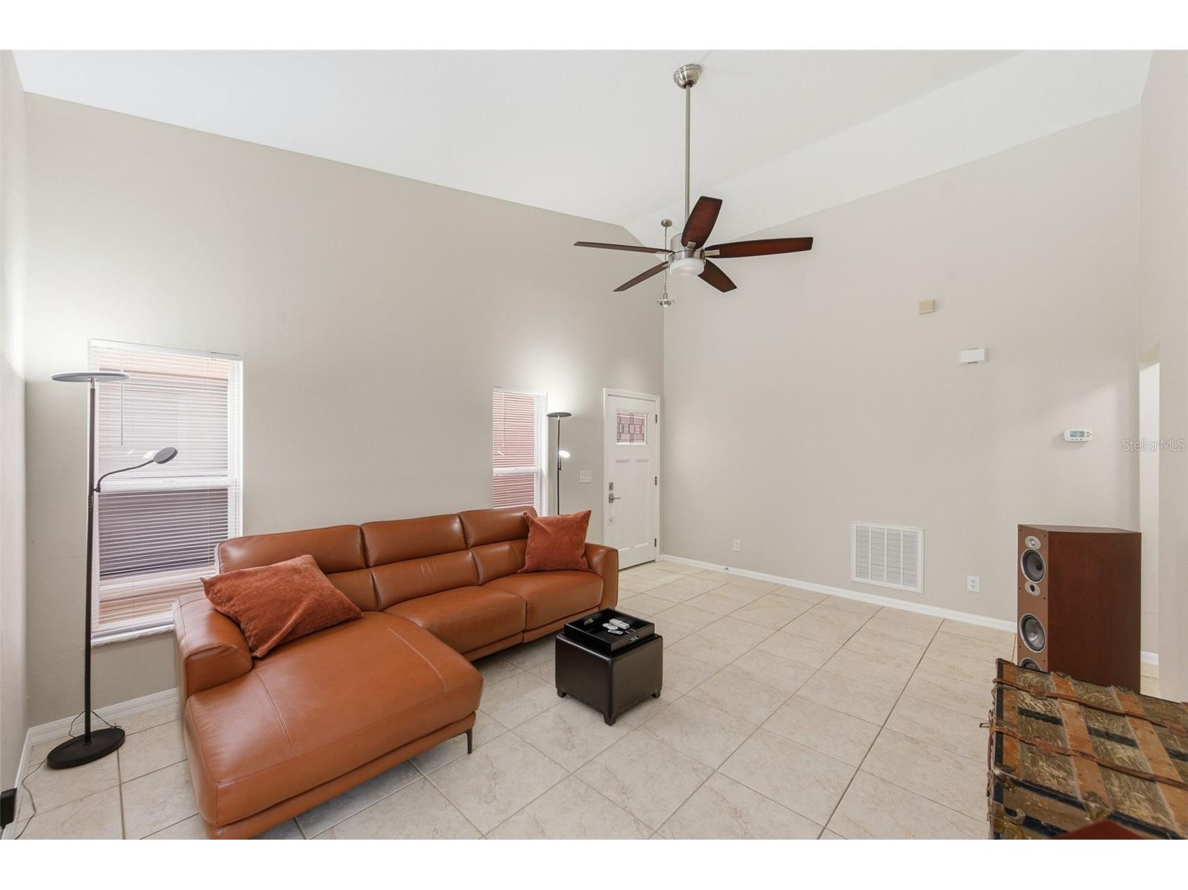 8618 Villa Largo Drive Tampa FL 33614 TB8473269 image5