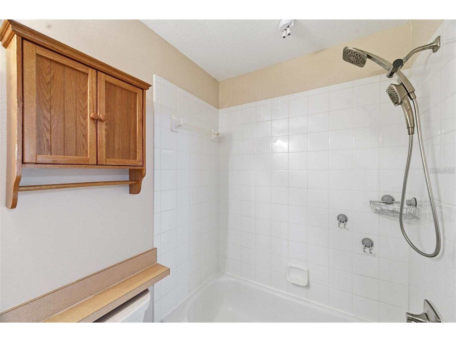 8618 Villa Largo Drive Tampa FL 33614 TB8515322 image16