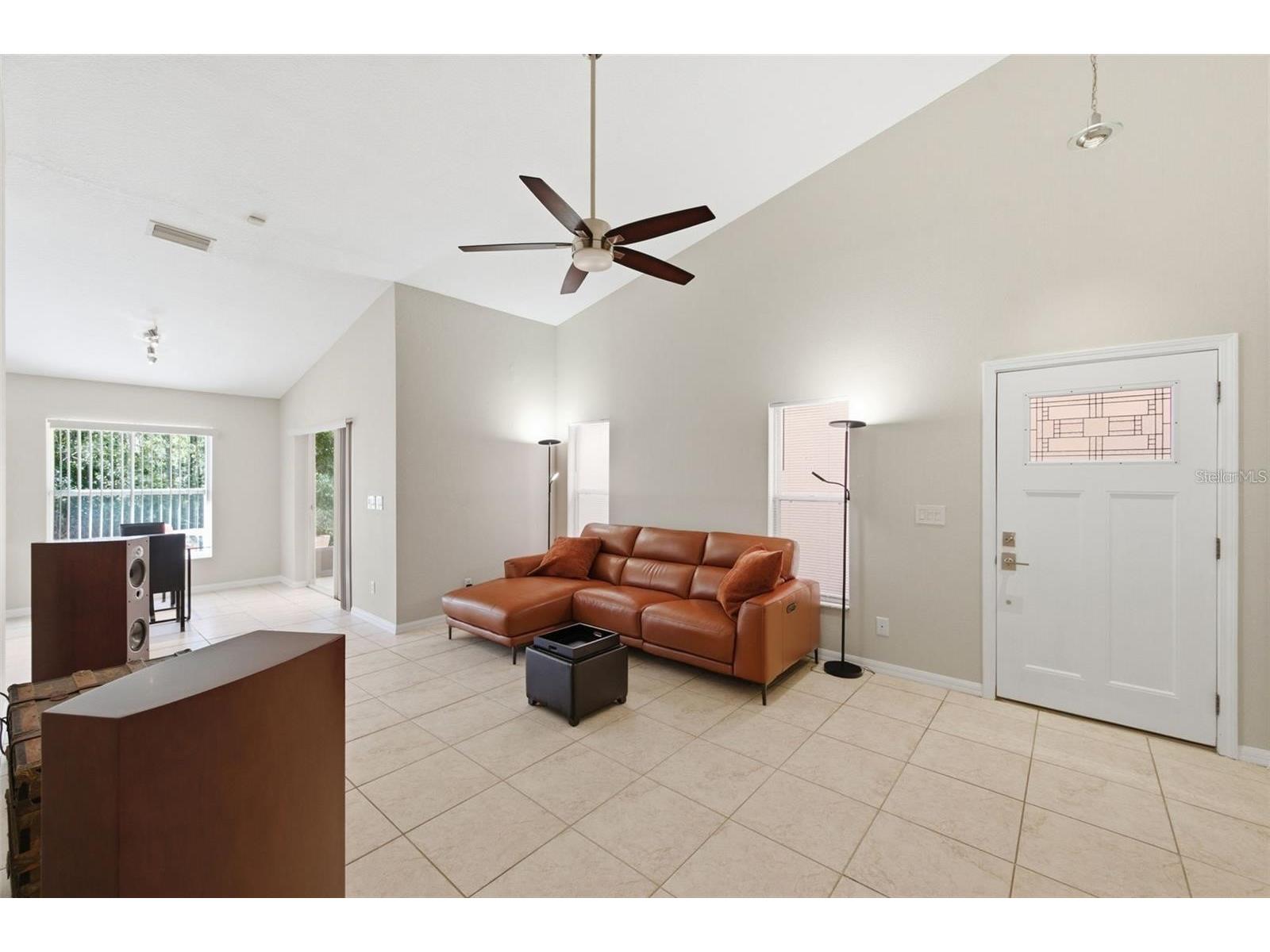 8618 Villa Largo Drive Tampa FL 33614 TB8515322 image3