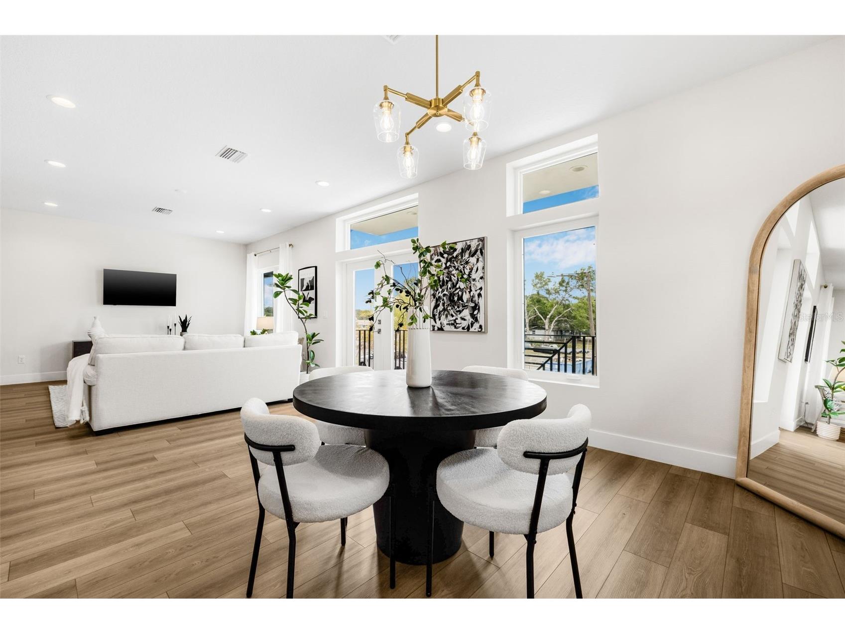 8619 5th Street N Saint Petersburg FL 33702 TB8505424 image8