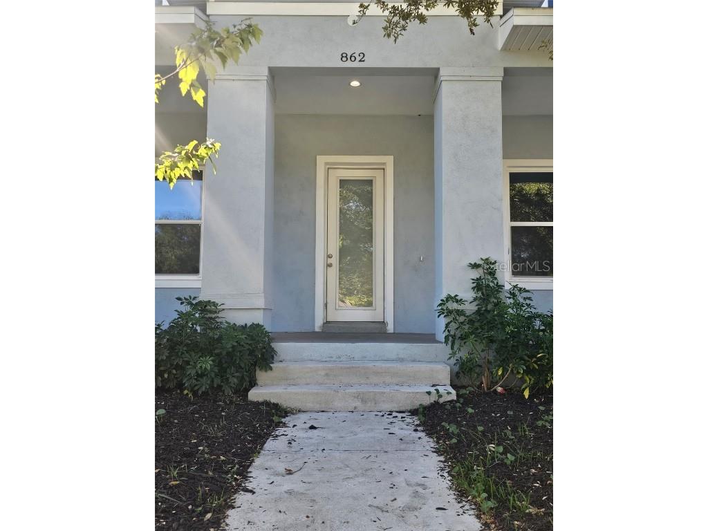 862 46th Avenue N Saint Petersburg FL 33703 U8138530 image1