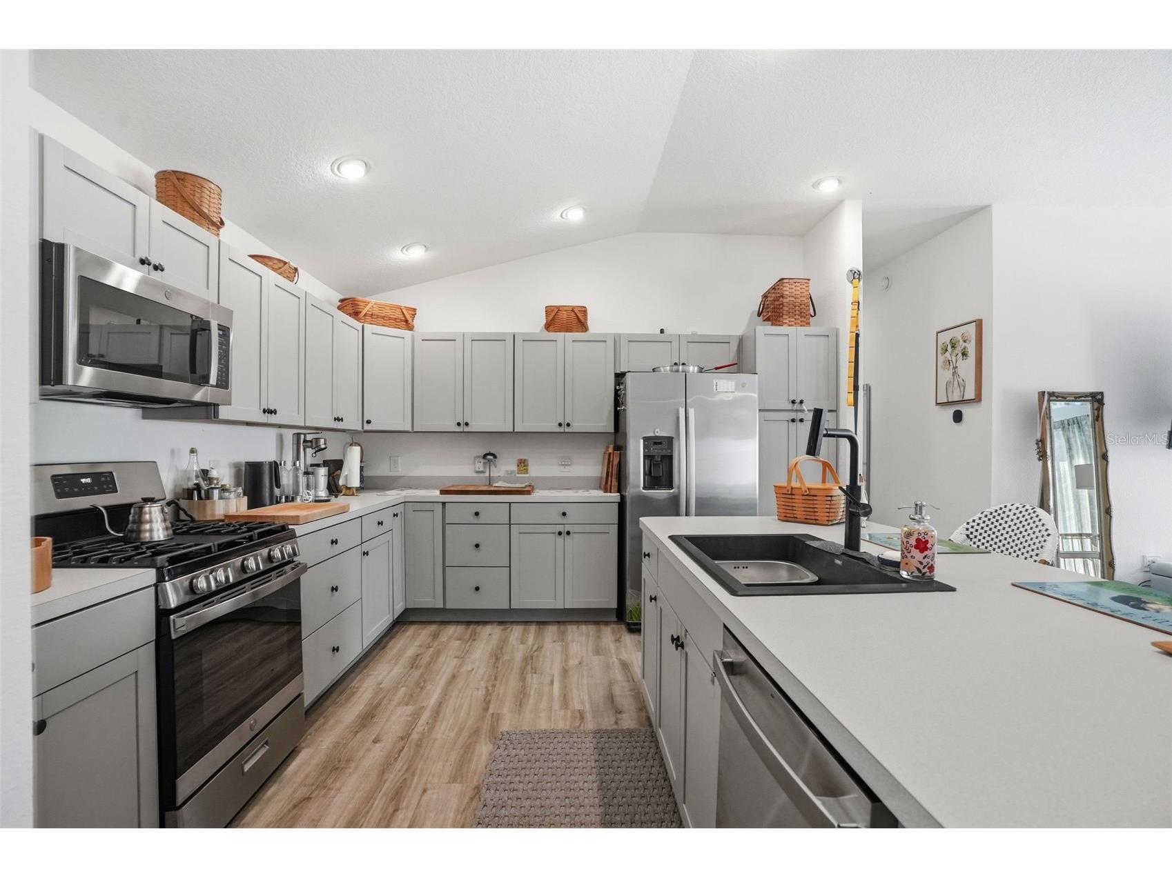 862 Spring Avenue The Villages FL 34762 W7885821 image16