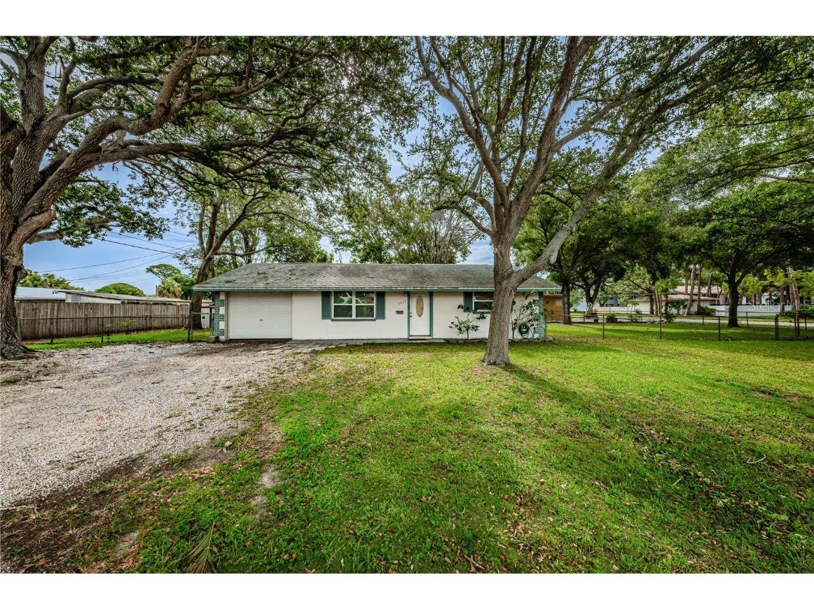 8621 50th Street N Pinellas Park FL 33782 U8203676 image1