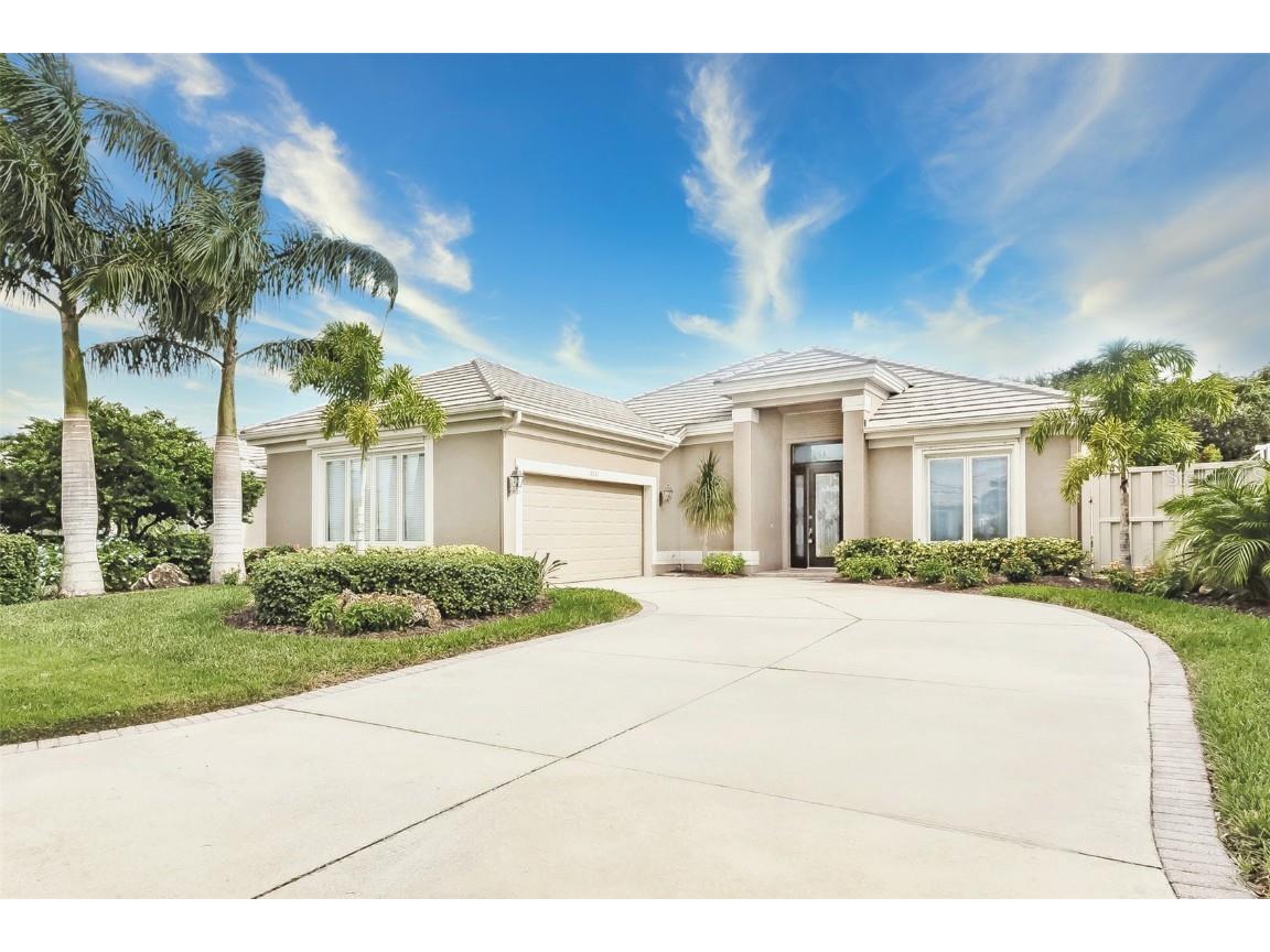 8621 51st Terrace E Bradenton FL 34211 A4566198 image1