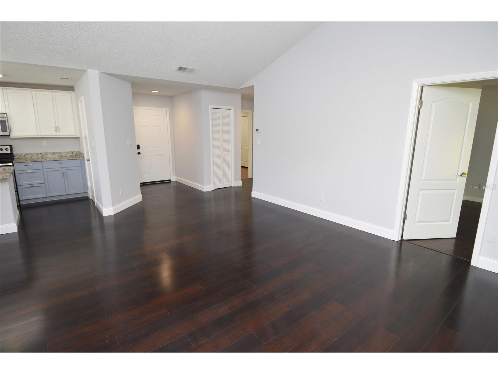 8621 Fancy Finch Drive #201 Tampa FL 33614 TB8518207 image4