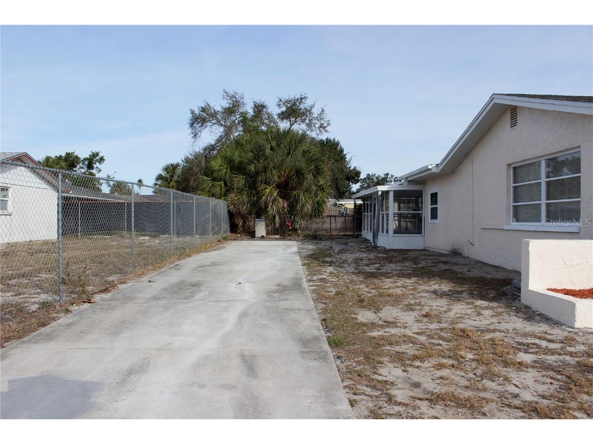 8621 Robilina Road Port Richey FL 34668 W7881400 image34
